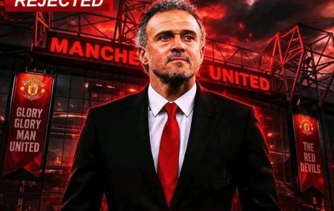 恩里克正式回绝曼联，将2000万年薪续约！更衣室认为卡里克是真命天子