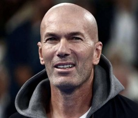 等待五载终圆梦，齐达内即将执掌法国队帅印，曾率皇马创欧冠三连冠辉煌